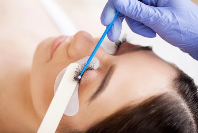 Imagem do curso Profª Samara Matos �  Aplic. De Cílios Fio A Fio